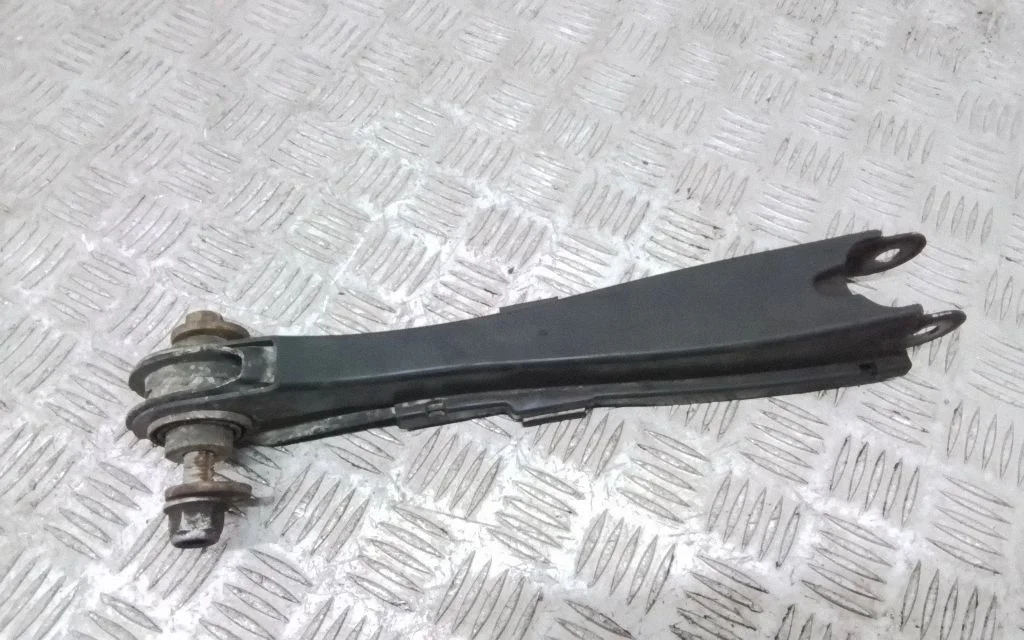 Rear control arm – Volvo S90, V90 (2016-)