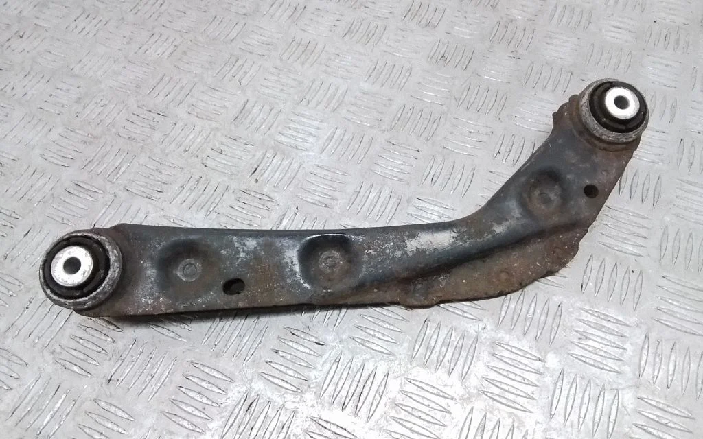Rear control arm 31360584