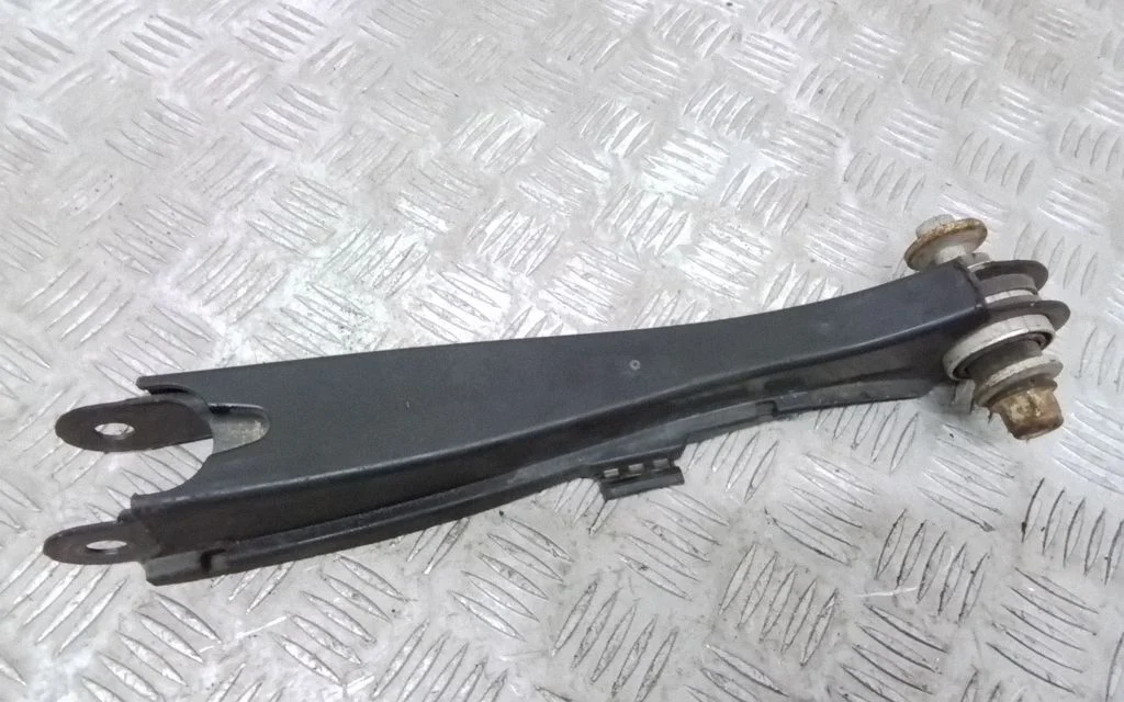 Rear control arm – Volvo S90, V90 (2016-)