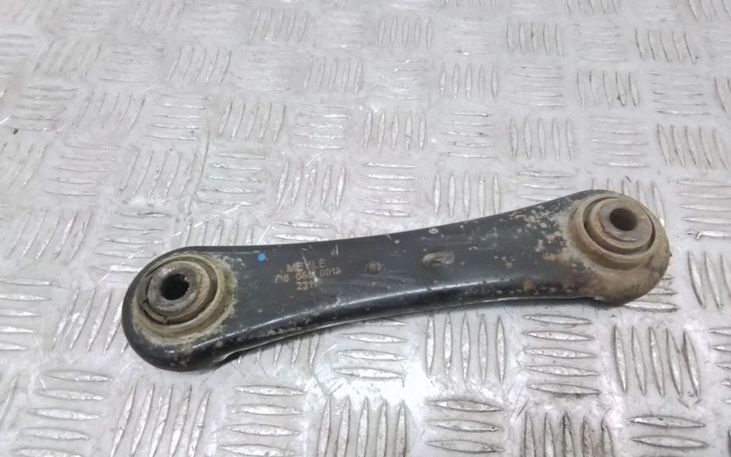 Rear control arm – Volvo V70 (2008-2013)