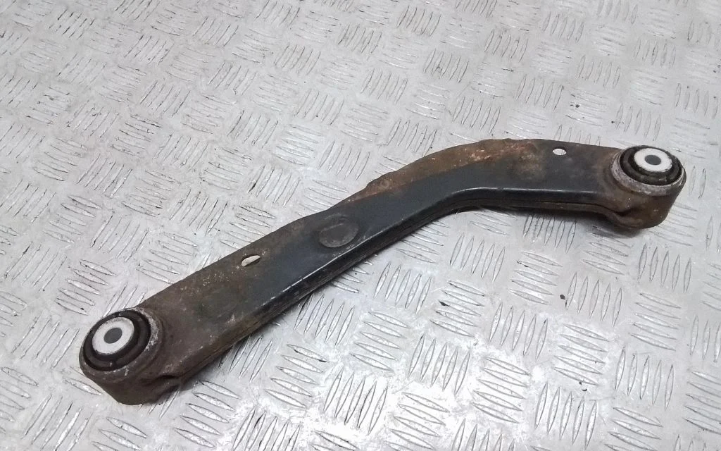 Rear control arm 31360584