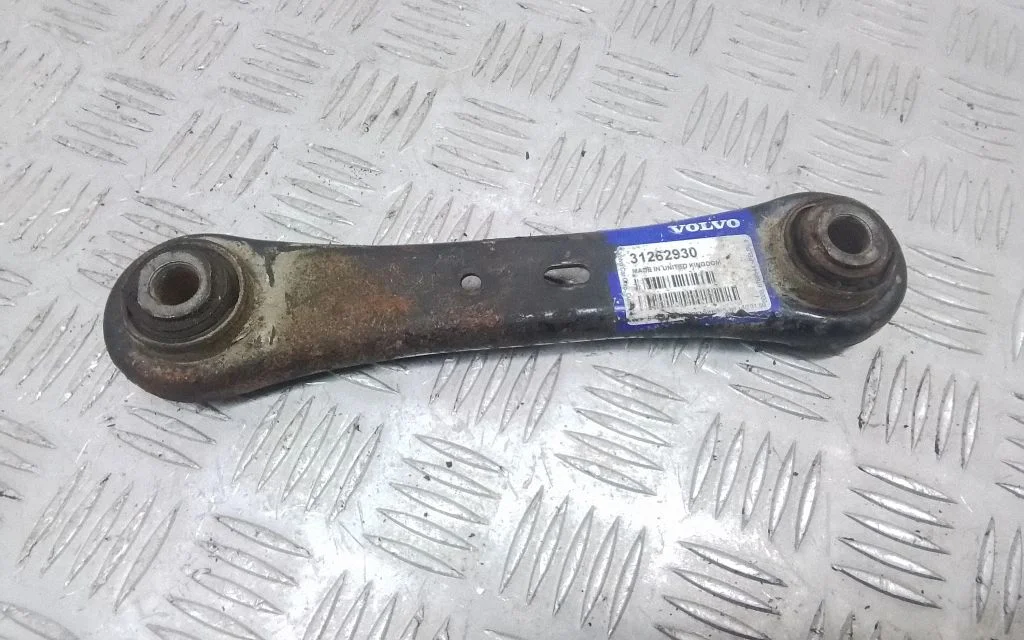 Rear control arm – Volvo XC60 (2009-2013)