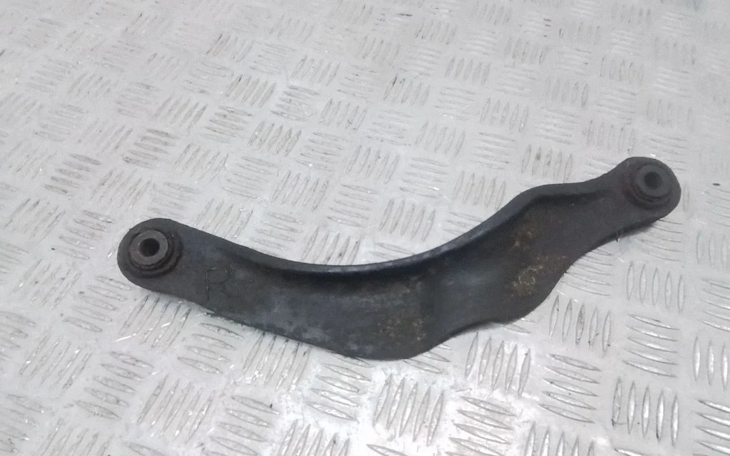 Rear control arm – Volvo XC60 (2009-2013)