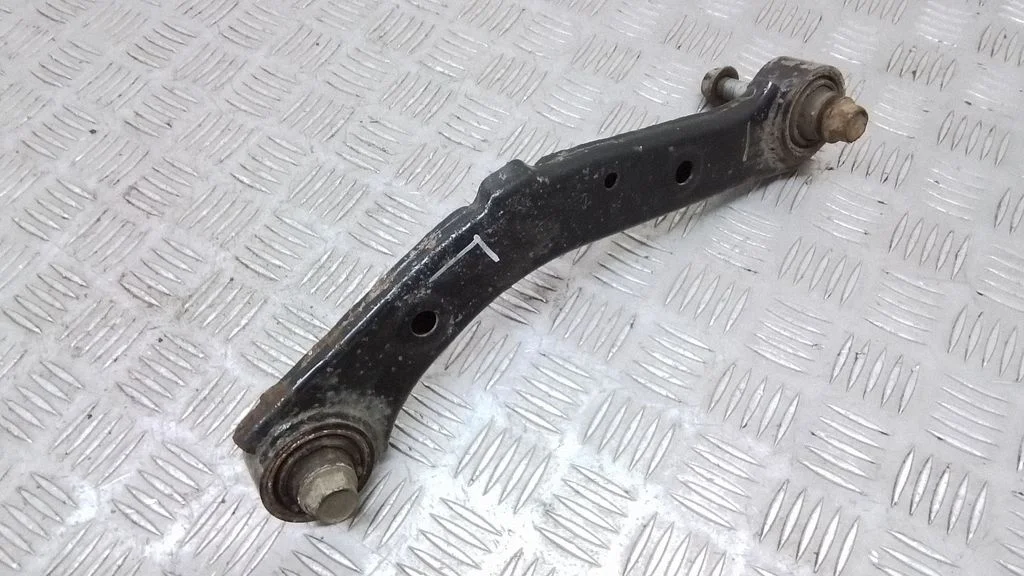 Rear control arm 55100D3050