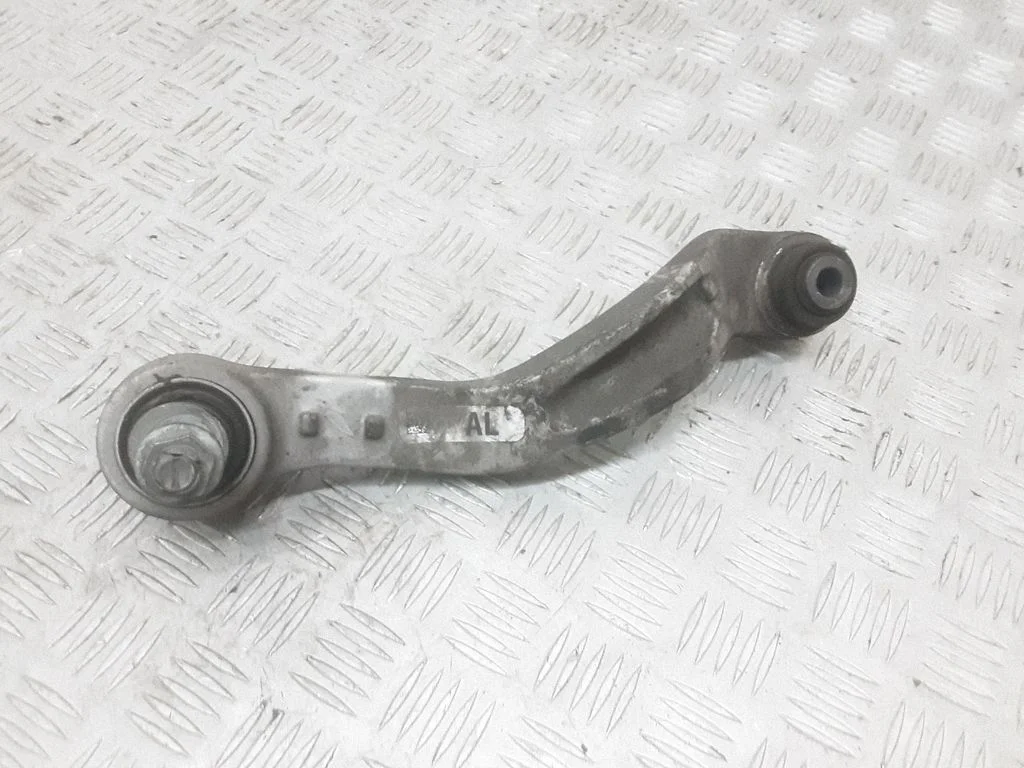 Tagumine õõtshoob EN6082T6