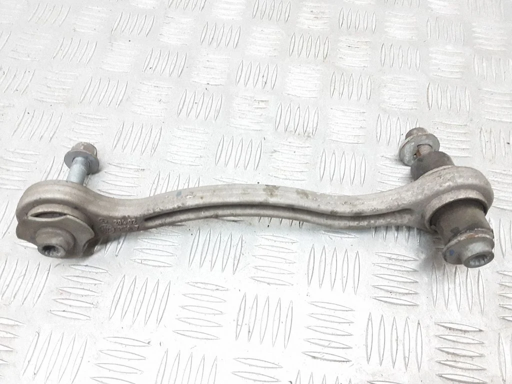 Rear control arm A20402