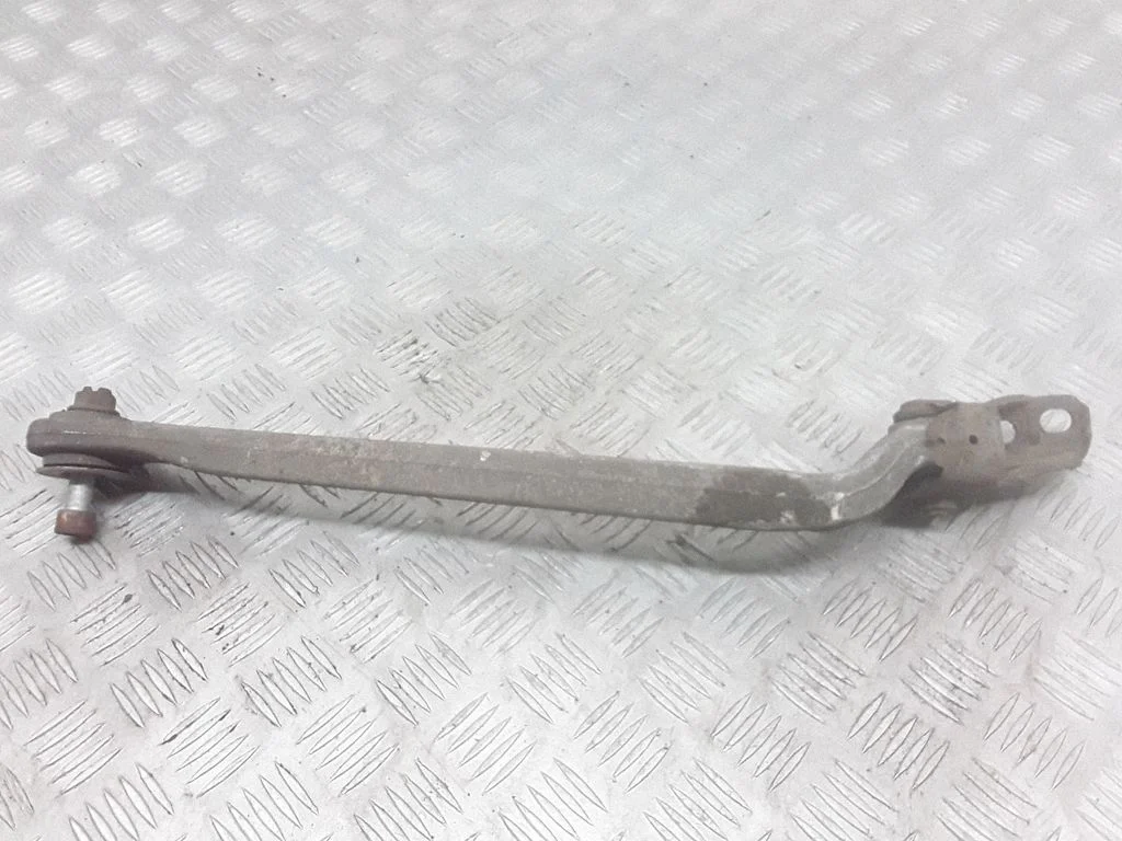Rear control arm A2303500429