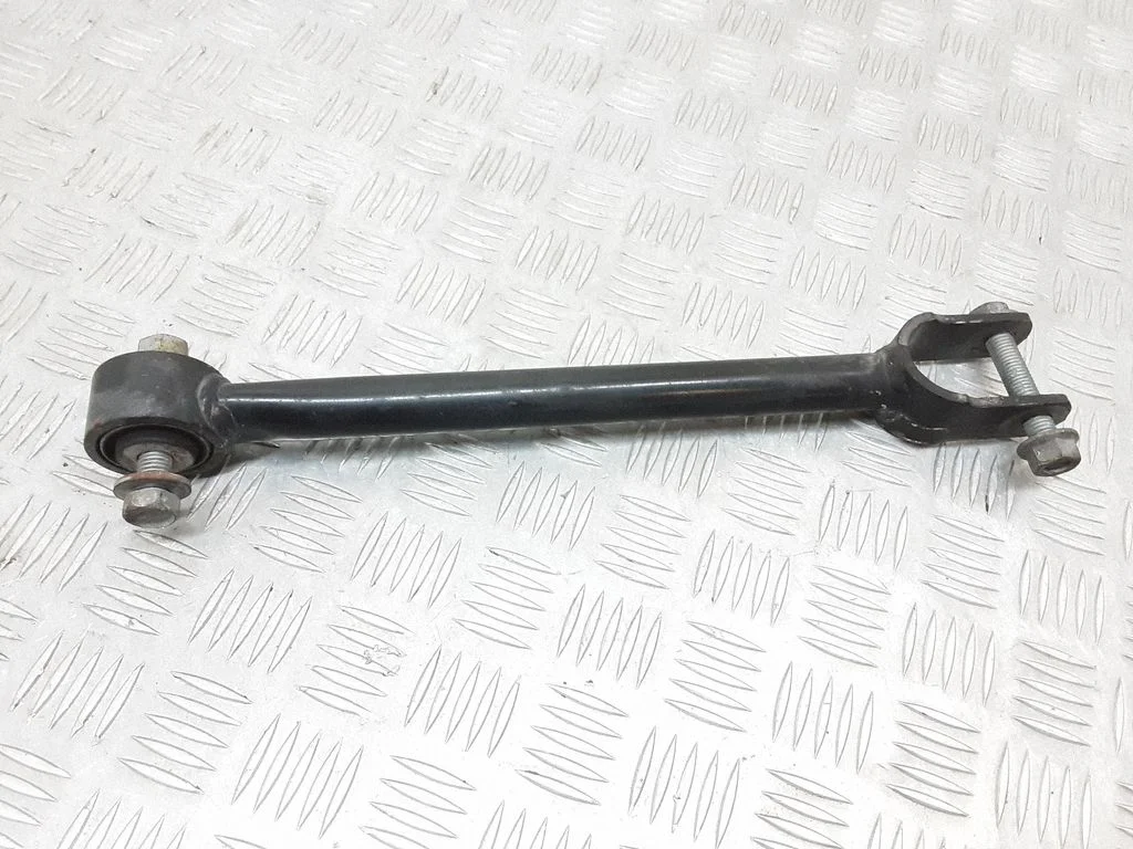Rear control arm 483AB