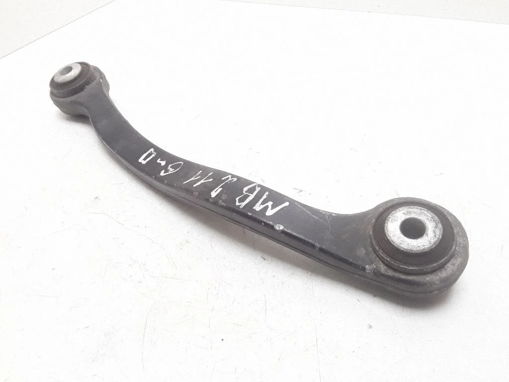 Rear control arm – Mercedes-Benz E-Class W211 (2002-2009)