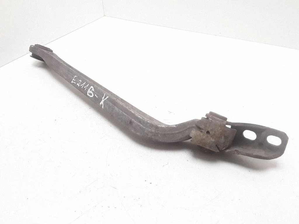 Rear control arm – Mercedes-Benz E-Class W211 (2002-2009)