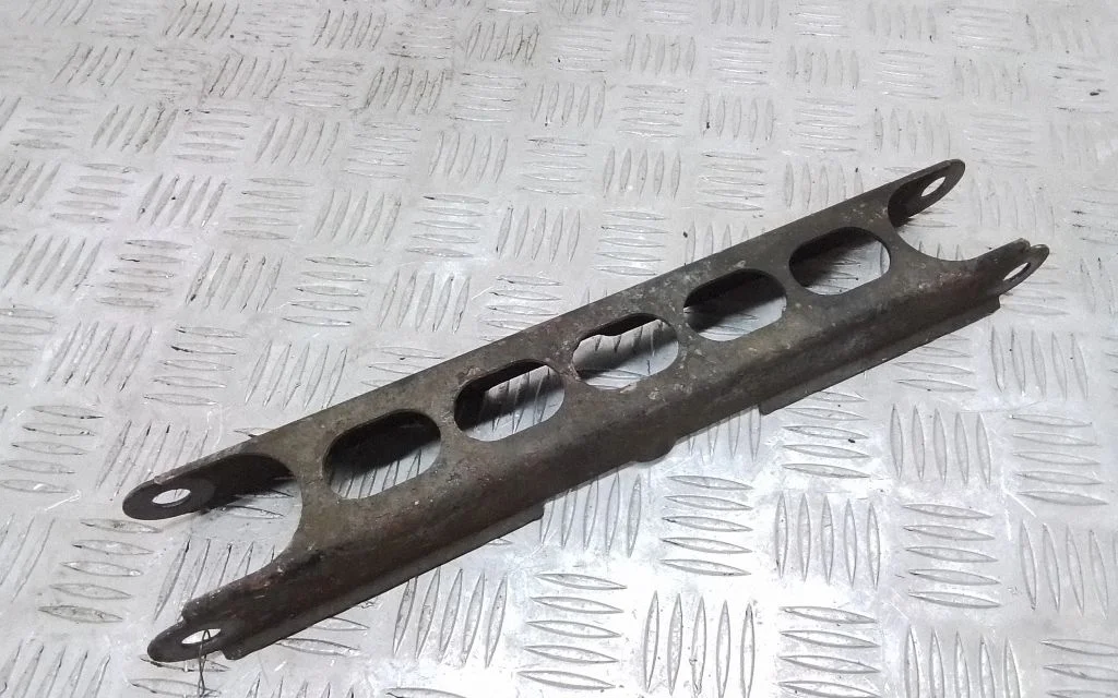 Wahacz tylny – BMW Seria 3 E90 E91 (2005-2012)