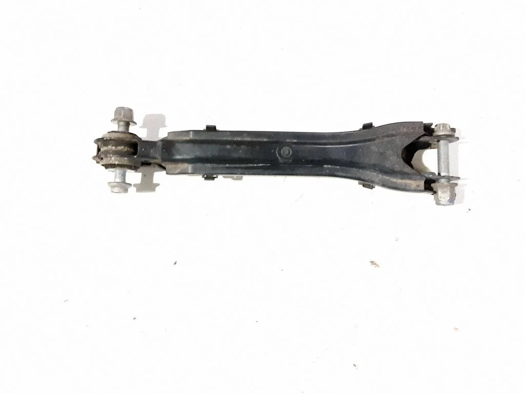 Rear control arm – Mercedes-Benz C-Class W205 (2014-2021)