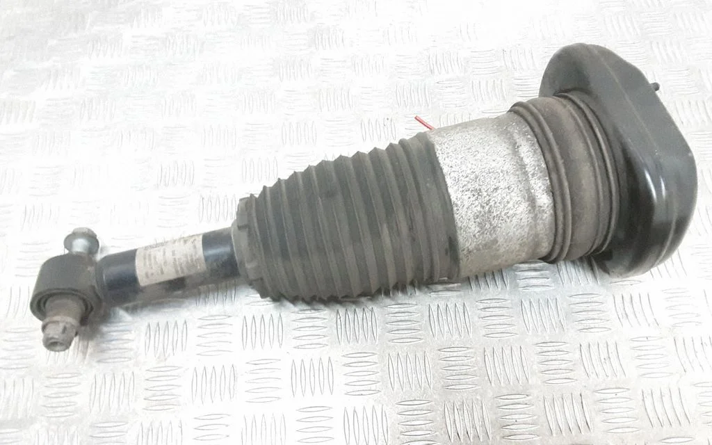 Rear air suspension bag/shock absorber – BMW 5 Series G30 G31 G38 (2016-)