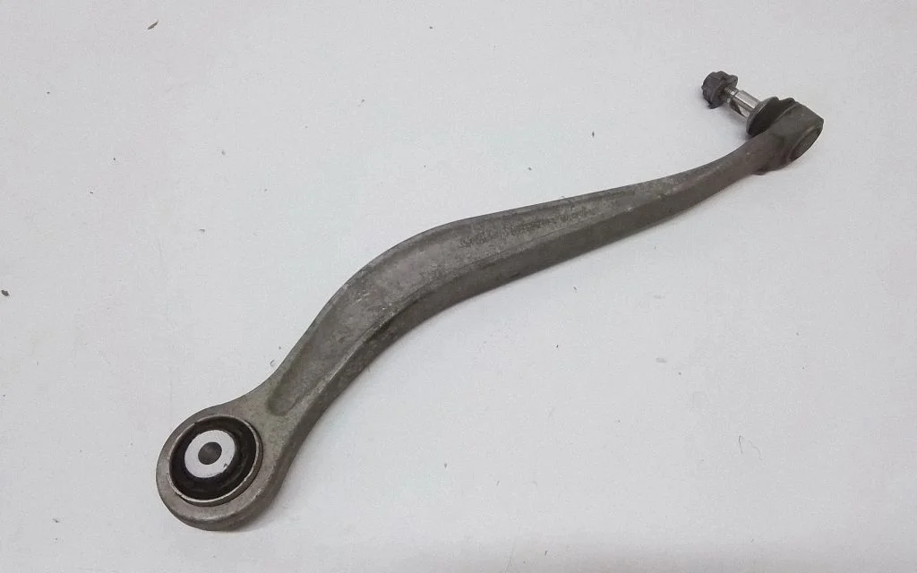 Tagumine ülemine õõtshoob EN6082T6