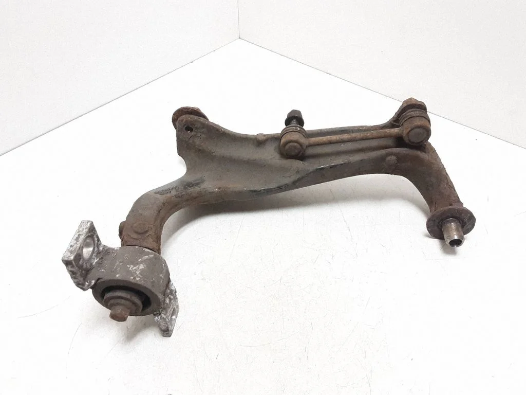 Tagumine ülemine õõtshoob 8634887