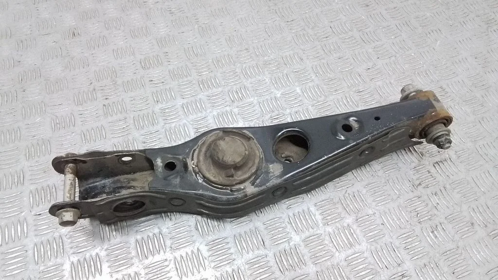 Rear upper control arm/wishbone 55220D3050