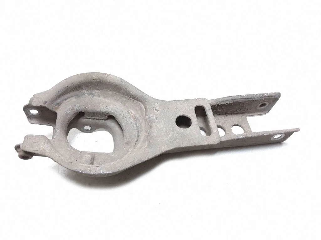 Rear upper control arm/wishbone