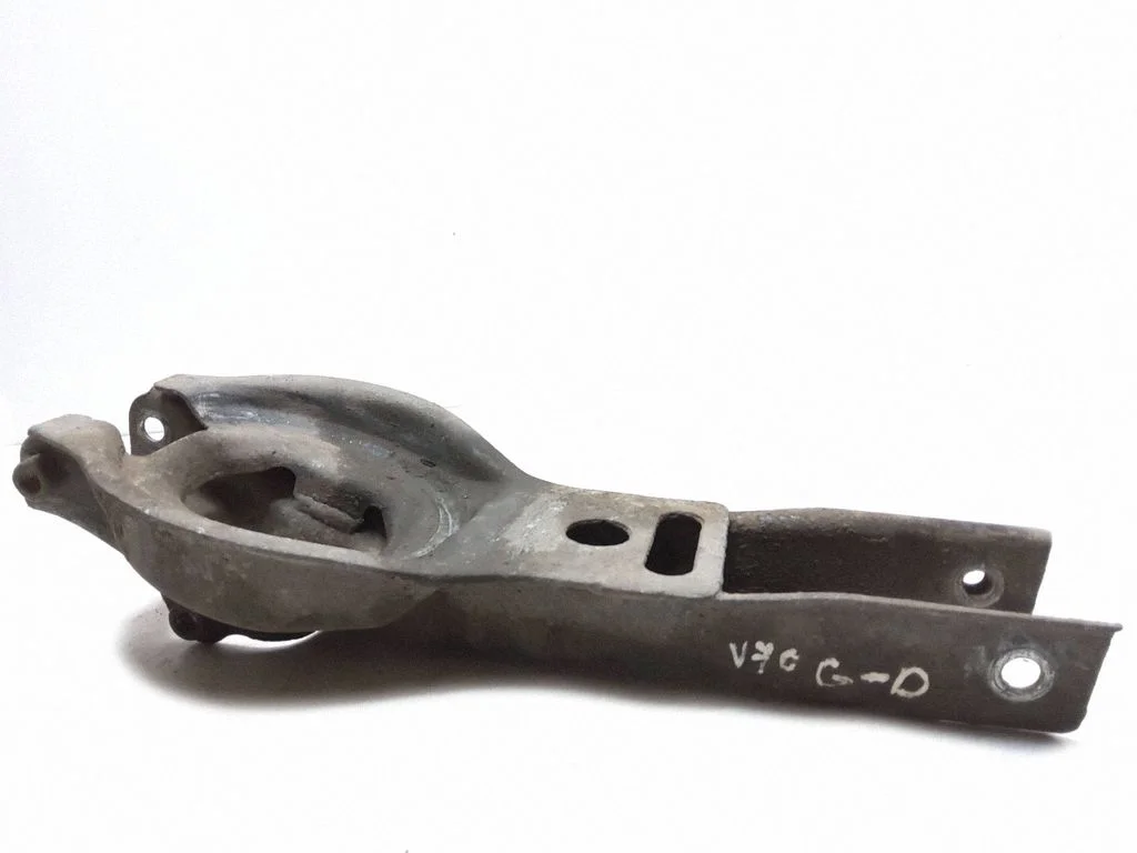 Rear upper control arm/wishbone