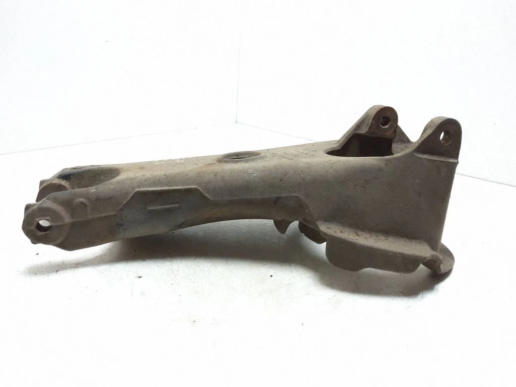 Tagumine ülemine õõtshoob 8666346