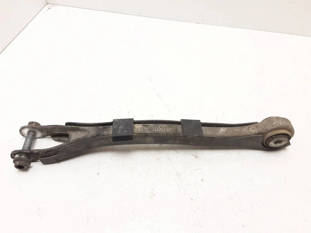 Rear upper control arm/wishbone A2303520088