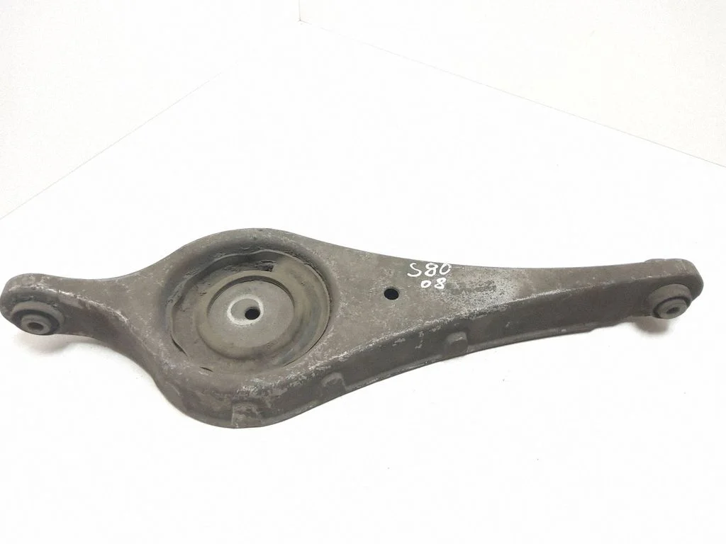 Tagumine ülemine õõtshoob 6G915K652