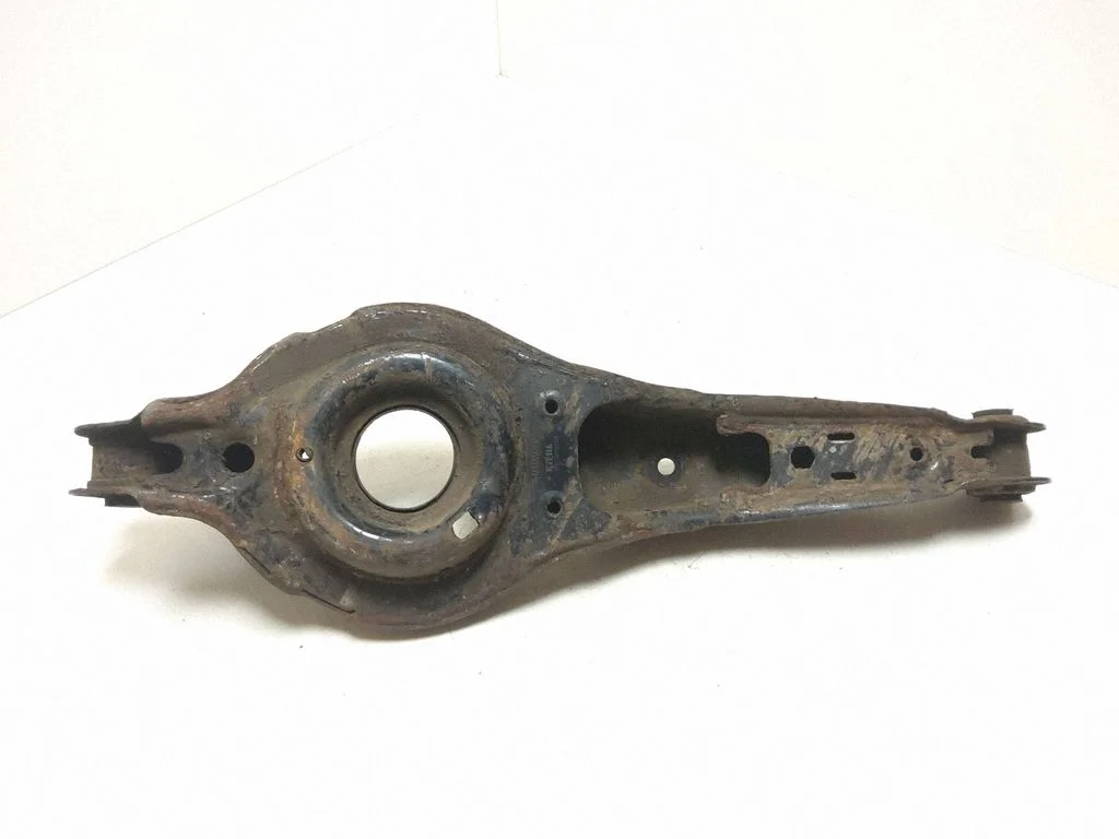 Tagumine ülemine õõtshoob 3M515K652AD