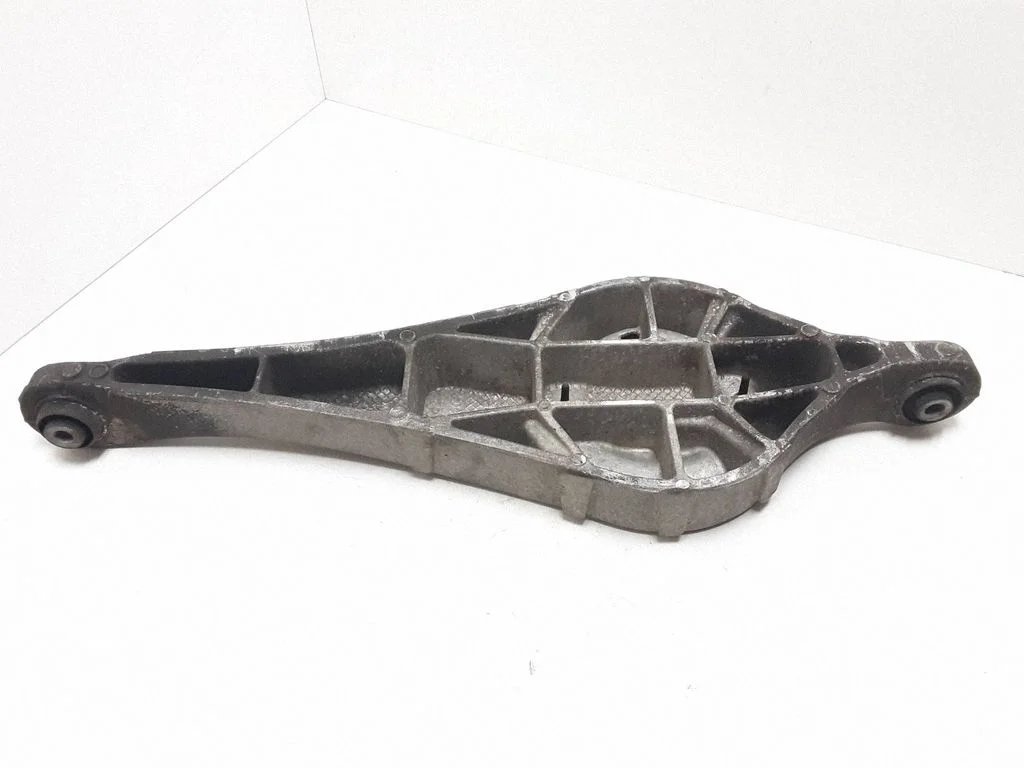 Tagumine ülemine õõtshoob 31317603