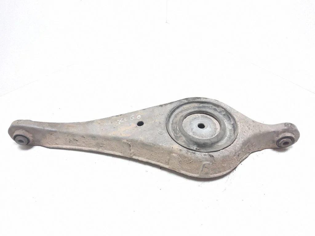 Tagumine ülemine õõtshoob 7G915K652
