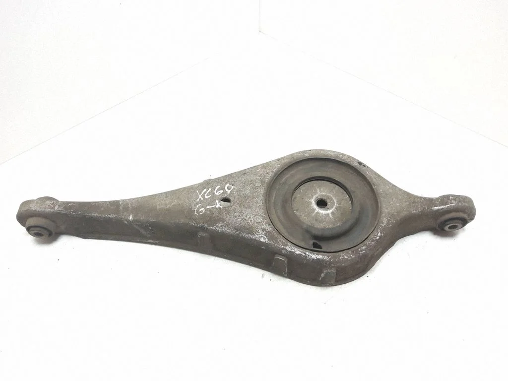 Tagumine ülemine õõtshoob 7G915K652