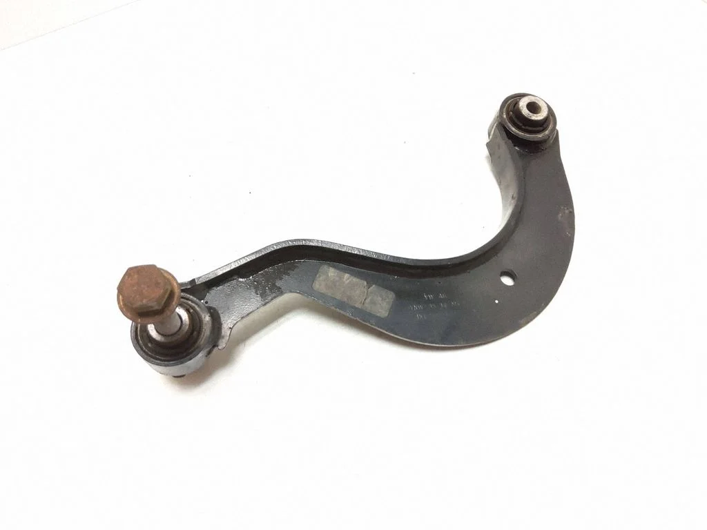 Tagumine ülemine õõtshoob 1K0505323
