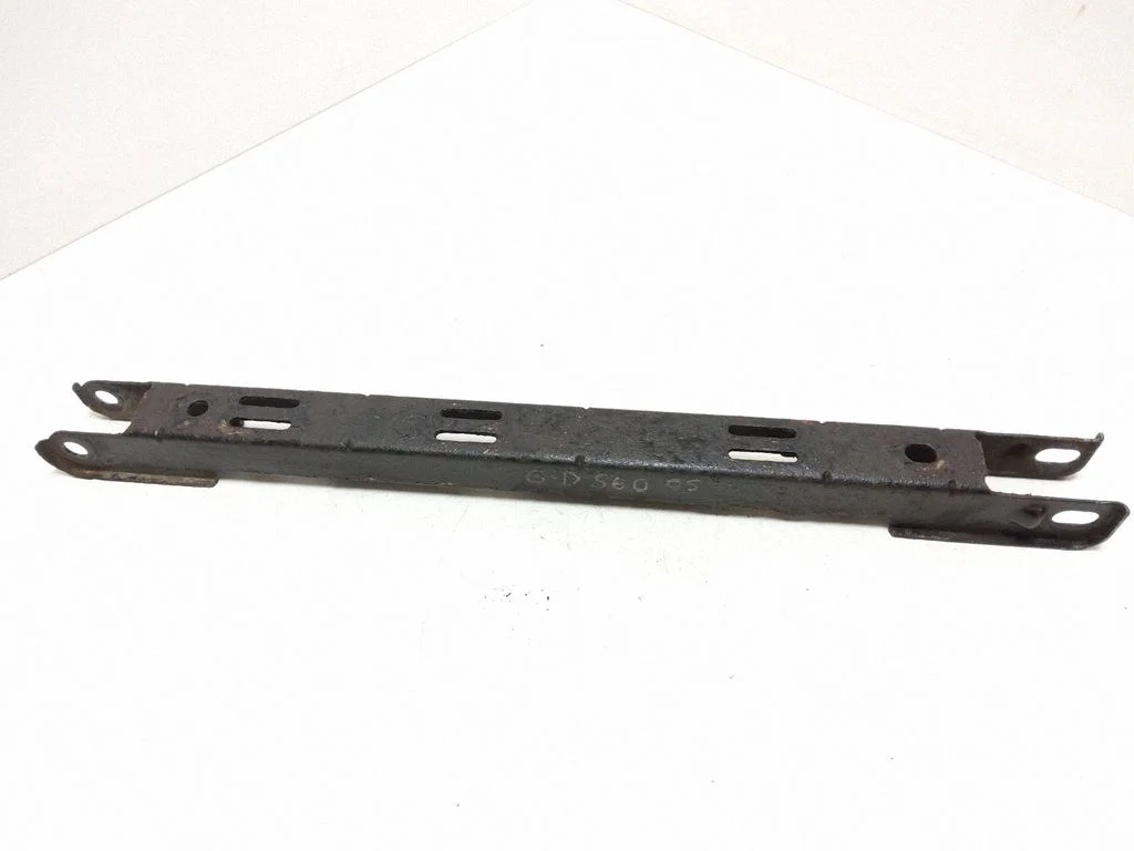 Rear upper control arm/wishbone