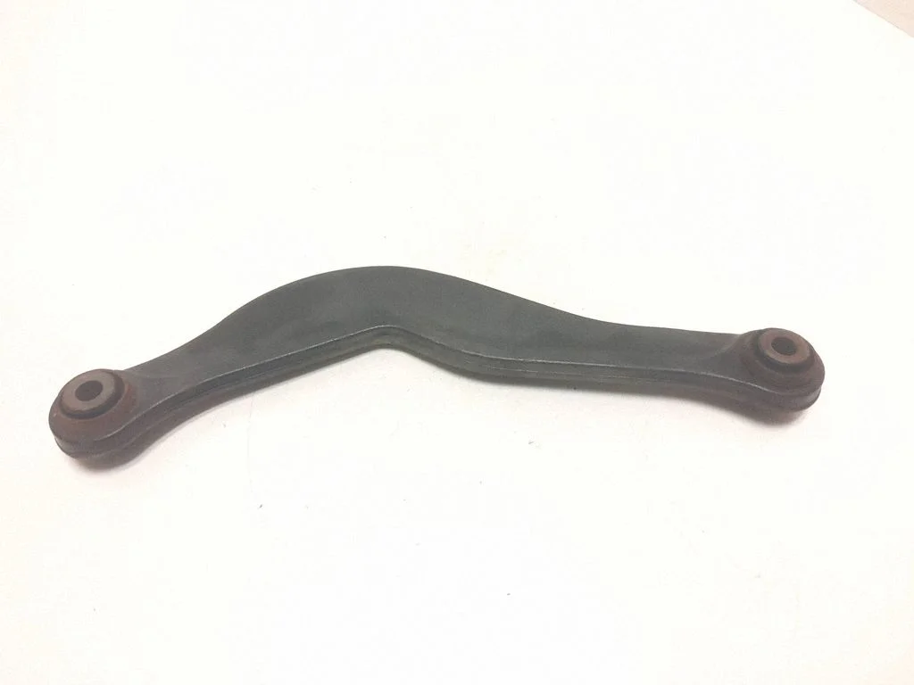 Tagumine ülemine õõtshoob 6G915500BA