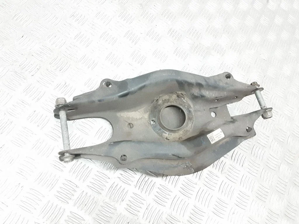 Rear upper control arm/wishbone A2053522000