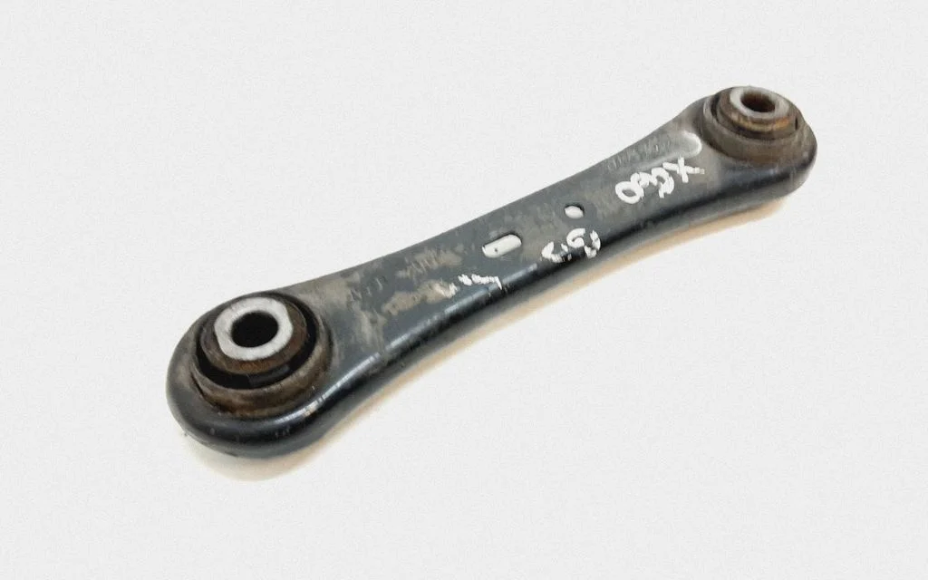 Rear upper control arm/wishbone 6G915K743