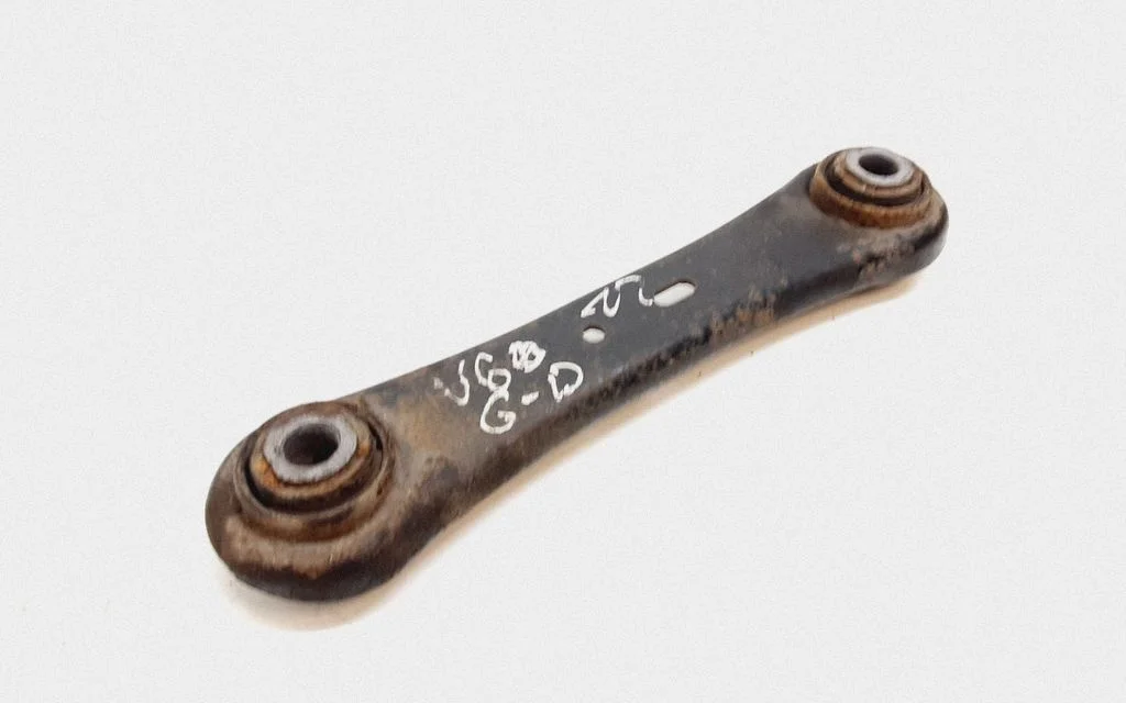 Rear upper control arm/wishbone 6G915K743