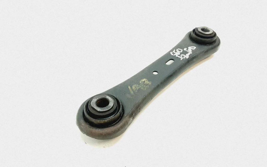 Rear upper control arm/wishbone 6G915K743