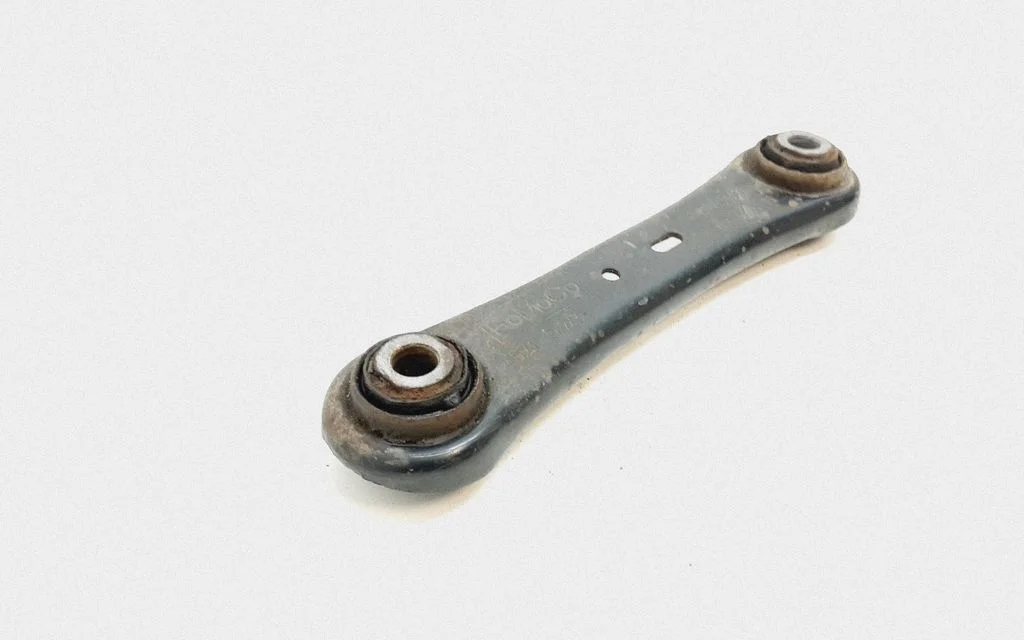 Rear upper control arm/wishbone 6G915K743