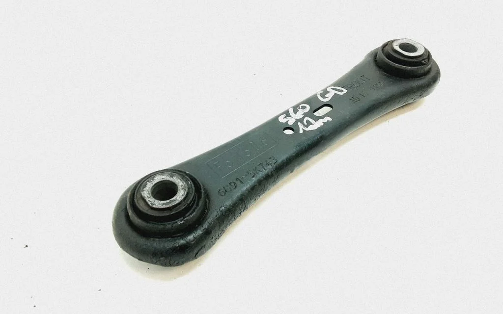Rear upper control arm/wishbone – Volvo S60 (2011-2013)