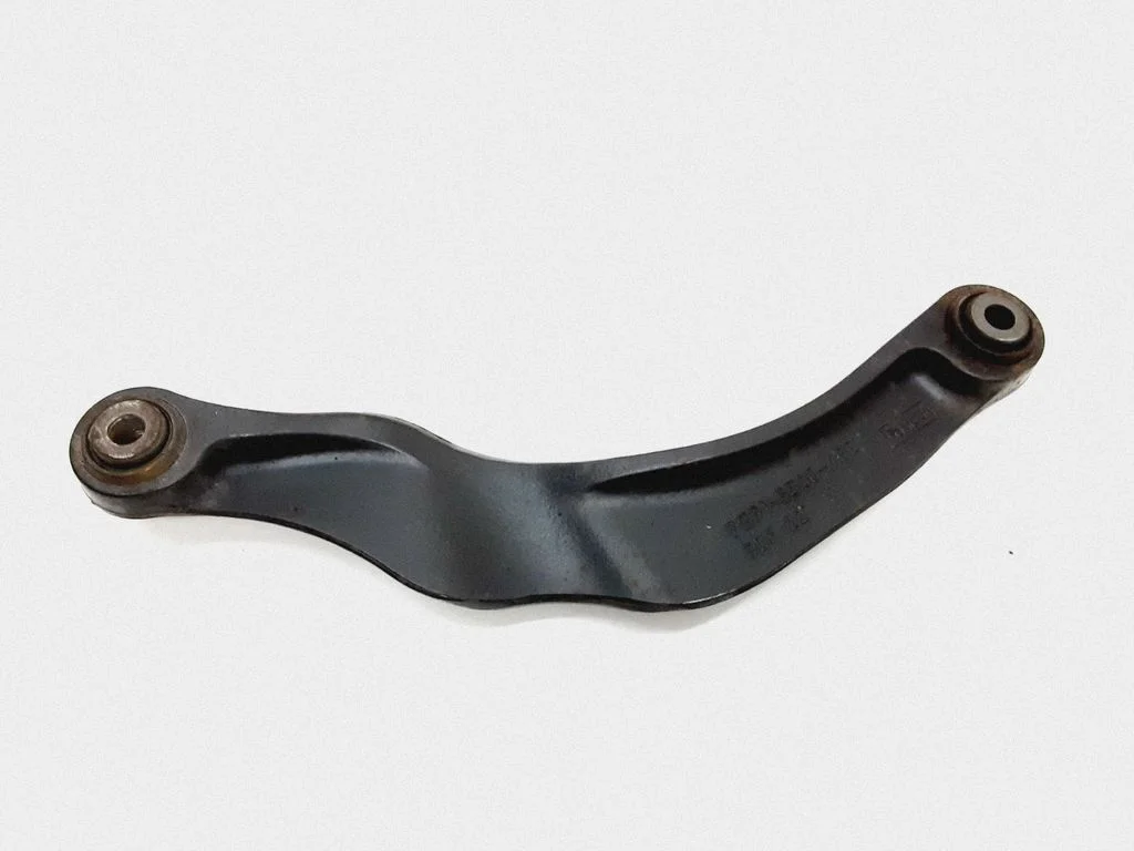Aizmugurējā svira (dakša) 7G915500VBB
