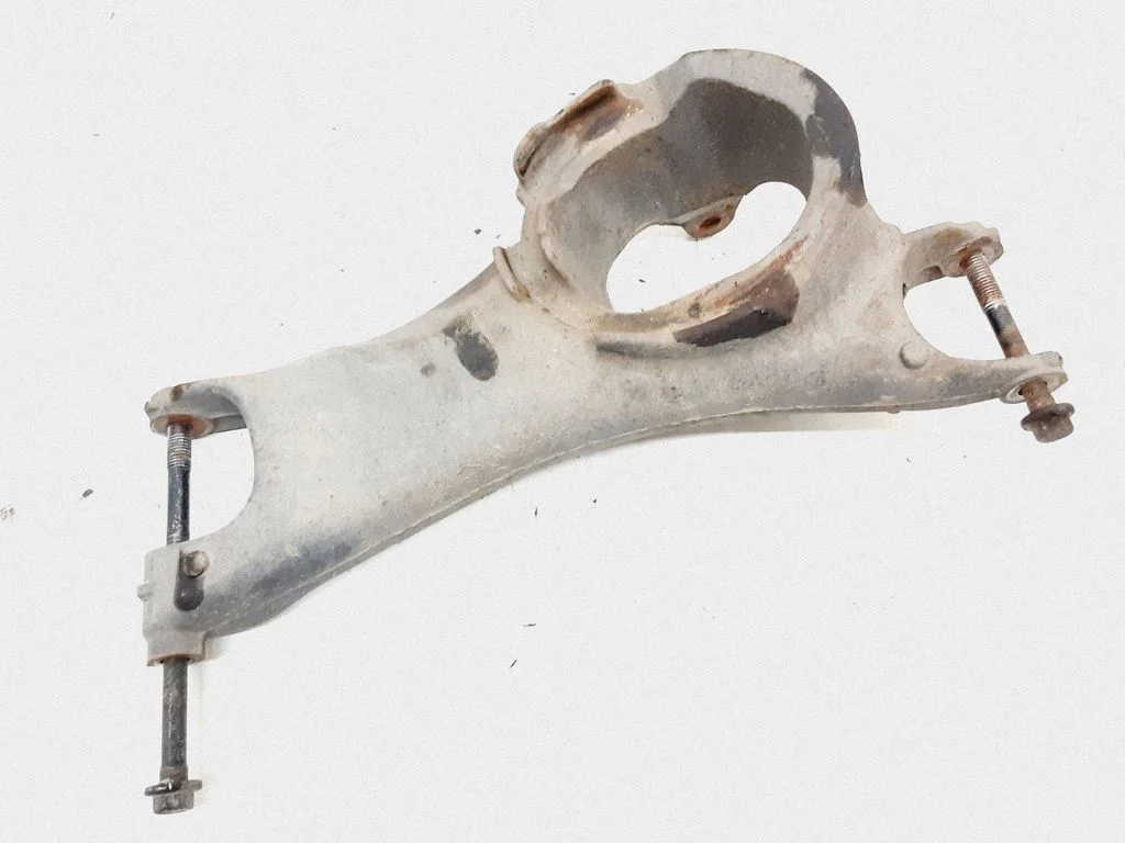 Rear upper control arm/wishbone 8666346