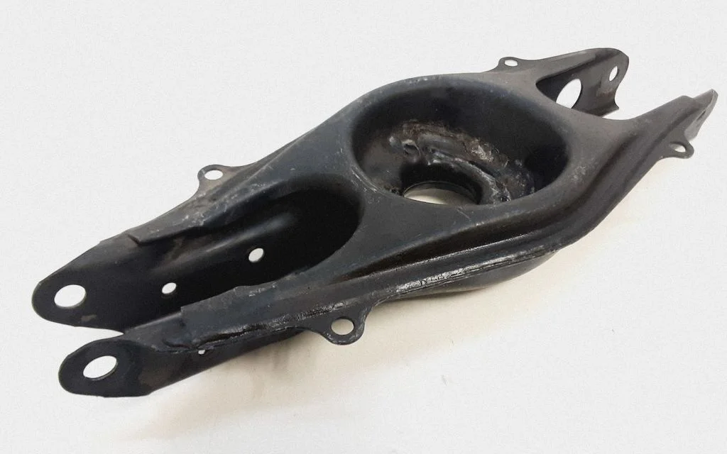 Rear upper control arm/wishbone – Mercedes-Benz E-Class W212 (2009-2016)
