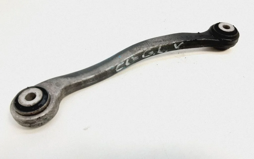 Rear upper control arm/wishbone – Mercedes-Benz E-Class W211 (2002-2009)