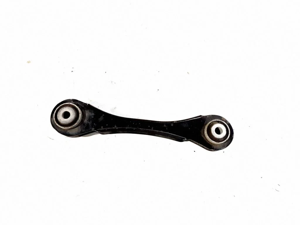 Tagumine ülemine õõtshoob – BMW 3-seeria F30 F35 F31 (2012-2018)
