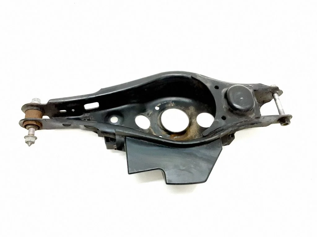 Rear upper control arm/wishbone – rear left