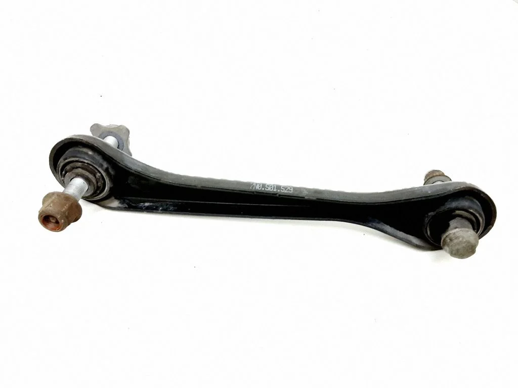 Tagumine ülemine õõtshoob 7N0501529