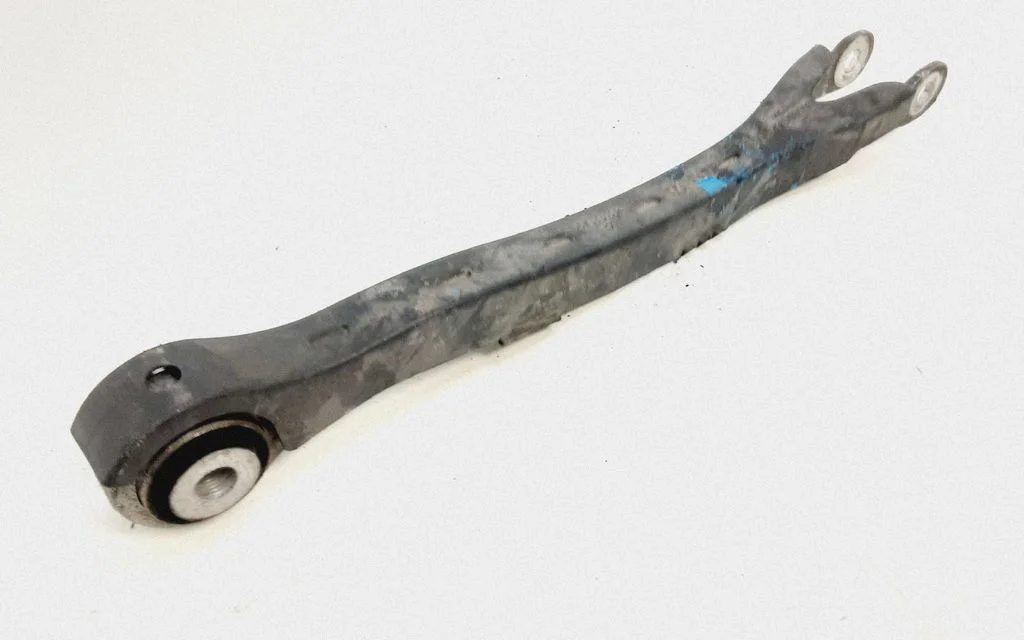 Rear upper control arm/wishbone – Mercedes-Benz E-Class W211 (2002-2009)