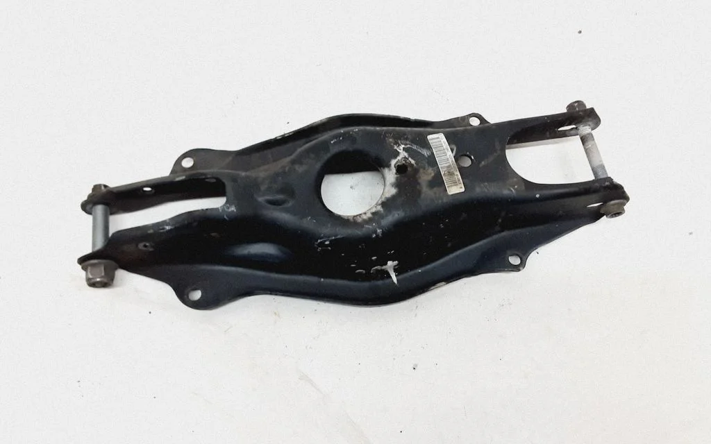 Rear upper control arm/wishbone 2133504205
