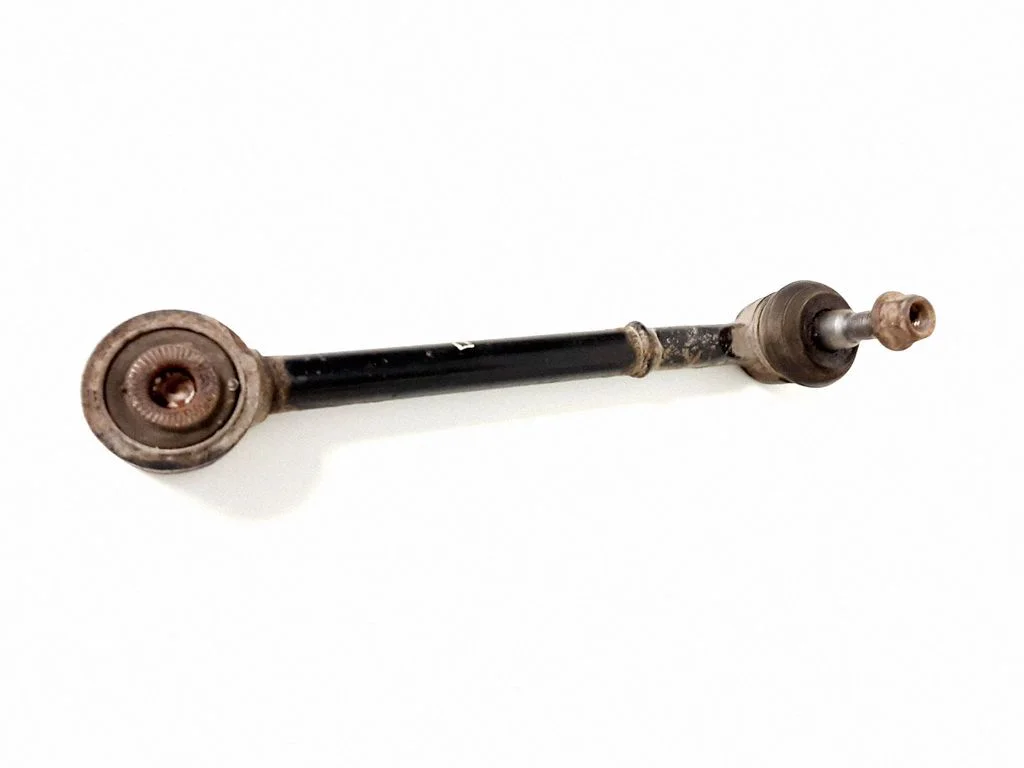 Rear upper control arm/wishbone – rear right