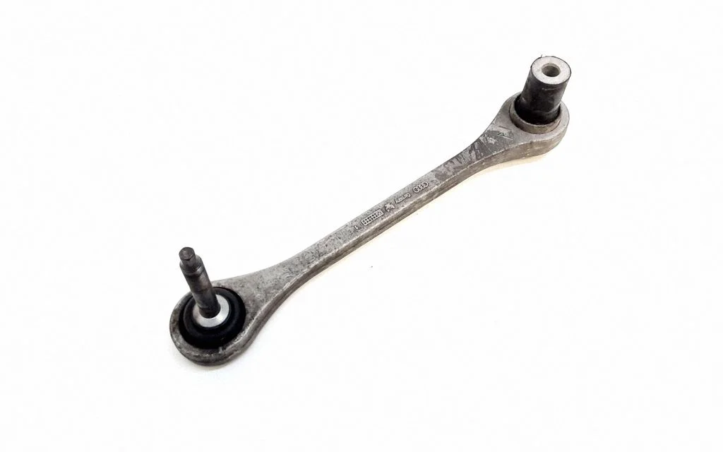 Tagumine ülemine õõtshoob 4E0501529