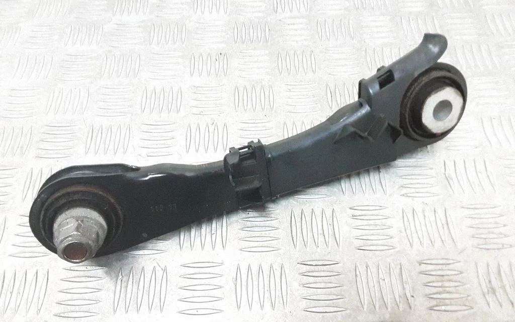 Rear upper control arm/wishbone 6867538